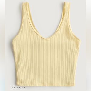 Hollister crop tank